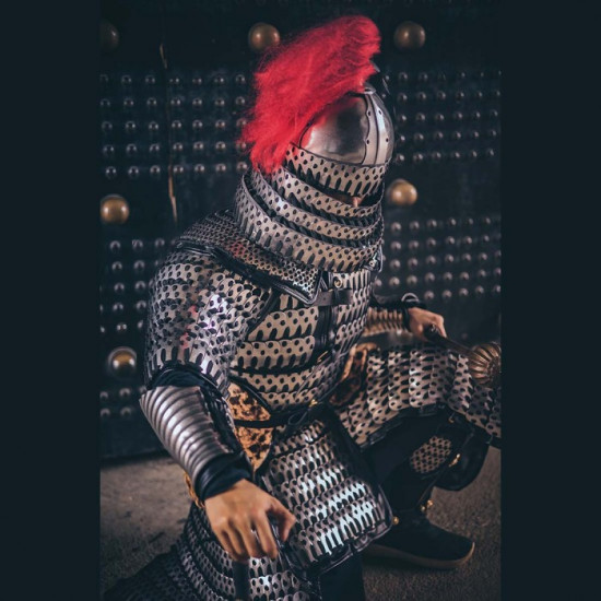 Retro Style Ancient Lamellar Armor Outfit with Helmet