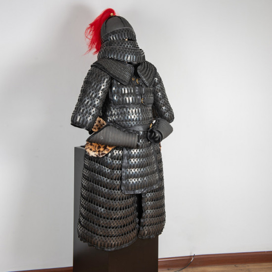 Retro Style Ancient Lamellar Armor Outfit with Helmet